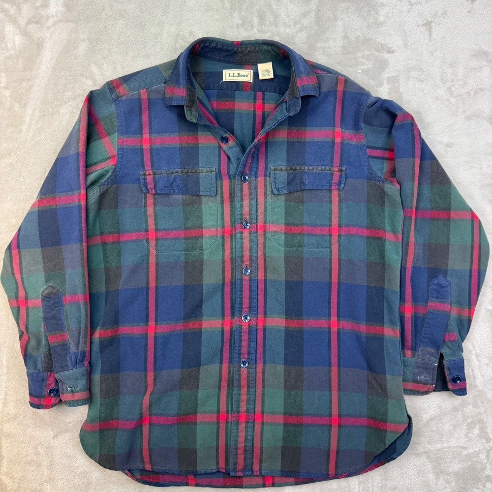 LL Bean Flannel Shirt Mens Medium Blue Plaid Regular Button Down Vintage 90s